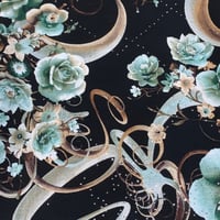 قماش قطن ديجتال مطرز بفصوص