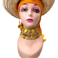 مخنقة مع الحلق جنيهات