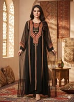 مسرح تل مطرزة بخيوط والكرستال بدون داخلية