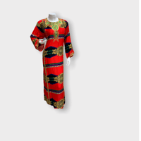 قميص مطرز بخيط