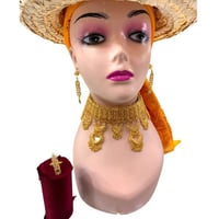 مخنقة مع الحلق والخاتم