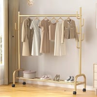 شماعة ملابس وعلاقة انيقة