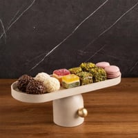 صحن تقديم ضيافة بتصميم مميز لون بيج