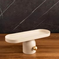 صحن تقديم ضيافة بتصميم مميز لون بيج