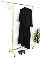 علاقة عبايات ذهبية متحركة