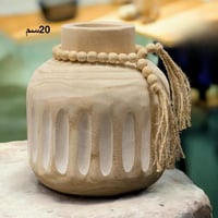 فازة بتصميم خشبي - ديكور