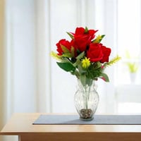 ورد صناعي بمزهرية