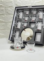 طقم كاسات وبيالات 18 قطعة بنقشات مختلفة