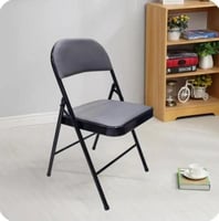 كرسي مفرد قابل للطي