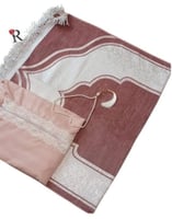 سجادة صلاه مع شرشف مع مسبحة