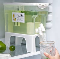 موزع مشروبات فاخر