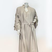 طقم مطرز فاخر