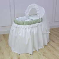 سرير استقبال مواليد فرنسي