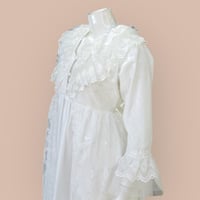 قميص نفاس دانتيل