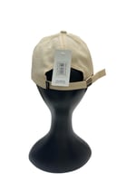 كاب رجالي ماركة اديوس بحزام خلفي