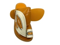 نعال وطني رجالي اصفر على حليبي T33