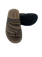 نعال ولادي 7679 بني غامق