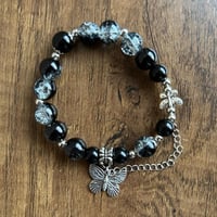 اساور ذو تصميم آسيوي