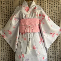 يوكاتا موف و وردي مع حزام فيونكة