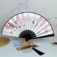 مروحة رسومات آسيوية