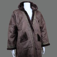 فروة نسائي شريط قبوع | لون بني غامق