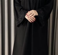 عباية زاهية