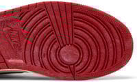 حذاء نايك اير جوردان 1 (أحمر/أسود)