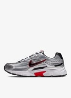 حذاء نايك احمر سلفر