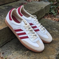 حذاء كلاسيكي منخفض للاستخدام اليومي - Sporty & Ric...