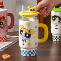 أكواب فتيات القوه.