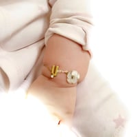 اسوارة بلحرف مع وردة