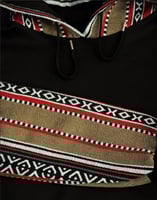 هودي انيق مطرز بالسدو التراثي