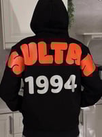 بلوفر بالأسم والتاريخ