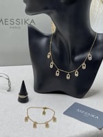 طقم MESSIKA ذهبي