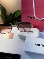 نظارة MIU MIU - اطار ذهبي - عدسه بني مدرج