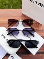 نظارة miu miu ملونه