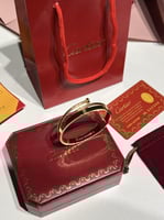 إسوارة carter ذهبي