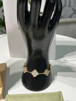 طقم فان كليف ذهبي لؤلؤي