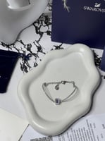 اسوارة سوارفيسكي فضي_كرستالة زرقاء