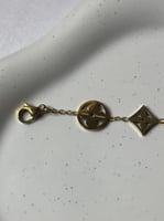 إسوارة LOUIS VUITTON معدن ذهبي