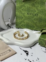 اسوارة GUCCI معدن ذهبي