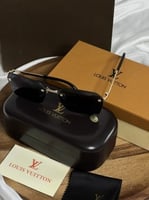 نظارة LOUIS VUITTON أطار ذهبي