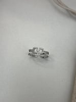 اسواره مع خاتم فضي VALENTINO