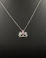 سلسال سوارفيسكي فضي كريستالة وردي