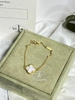 إسوارة Van cleef ذهبي _صدفي