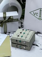 أسوارة Van cleef فضي وردة