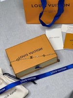 إسوارة LOUIS VUITTON معدن ذهبي