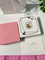 سلسال سوارفيسكي فضي-وردي