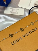 إسوارة LOUIS VUITTON معدن ذهبي صدفي