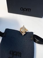 خاتم apm الذهبي